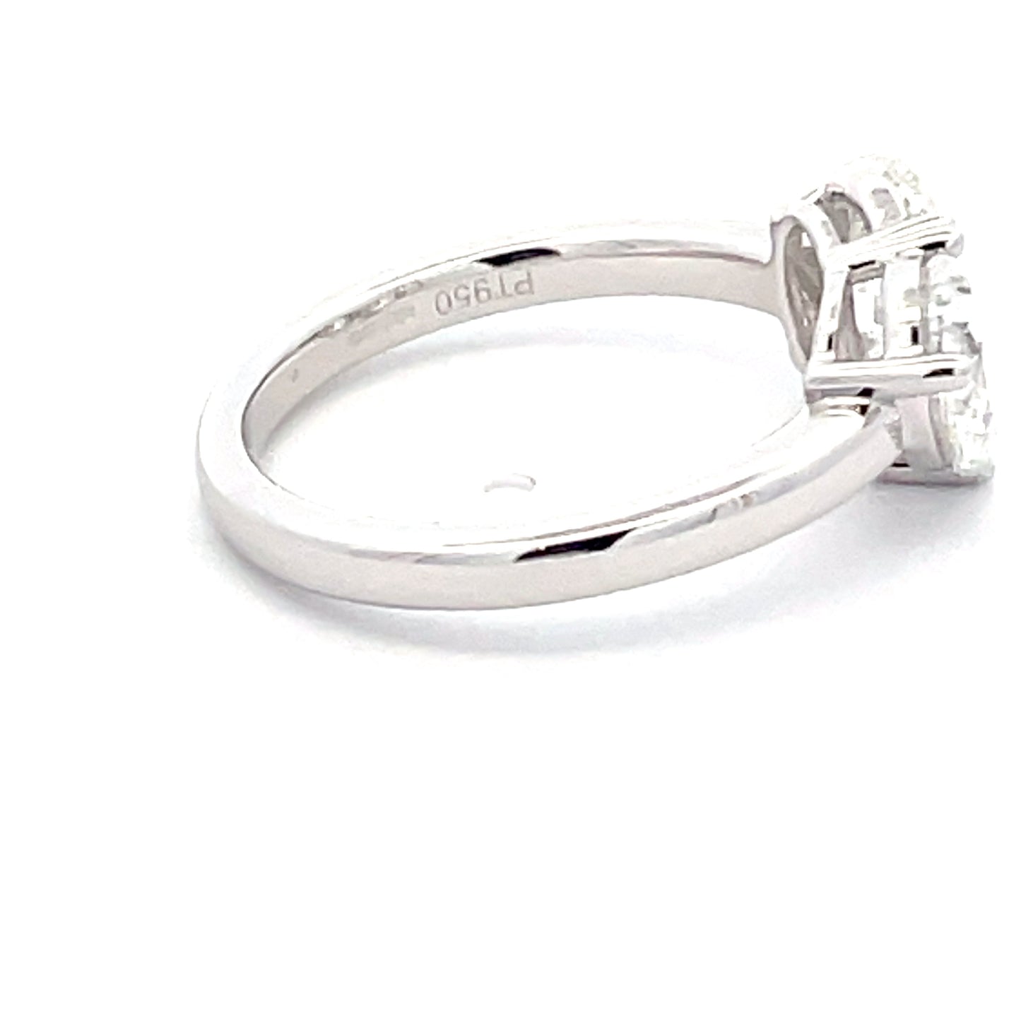 Oval and Pear Shaped Diamond "Toi et Moi" ring - 2.01cts Gardiner Brothers