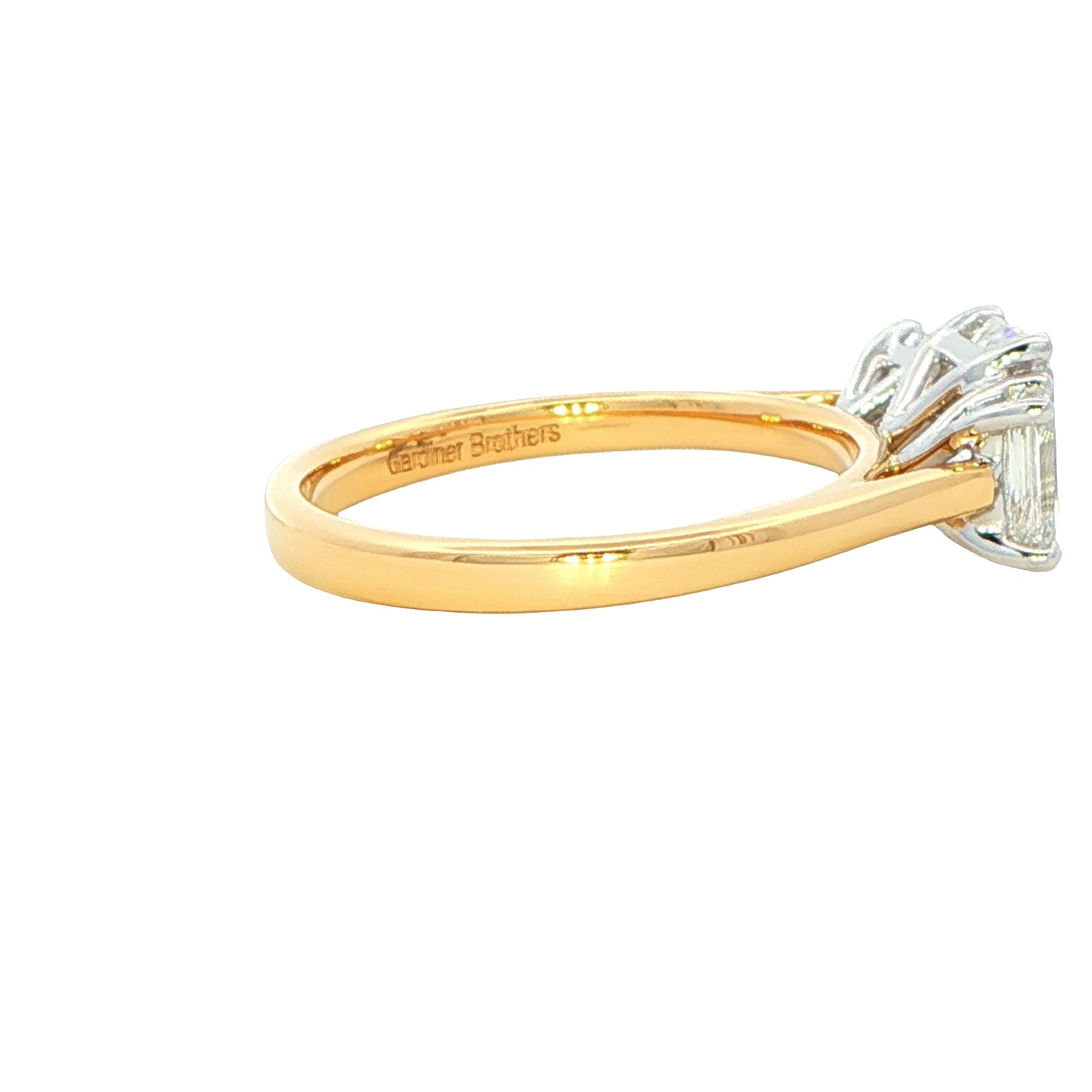 Emerald cut diamond 3 stone ring - 2.03cts