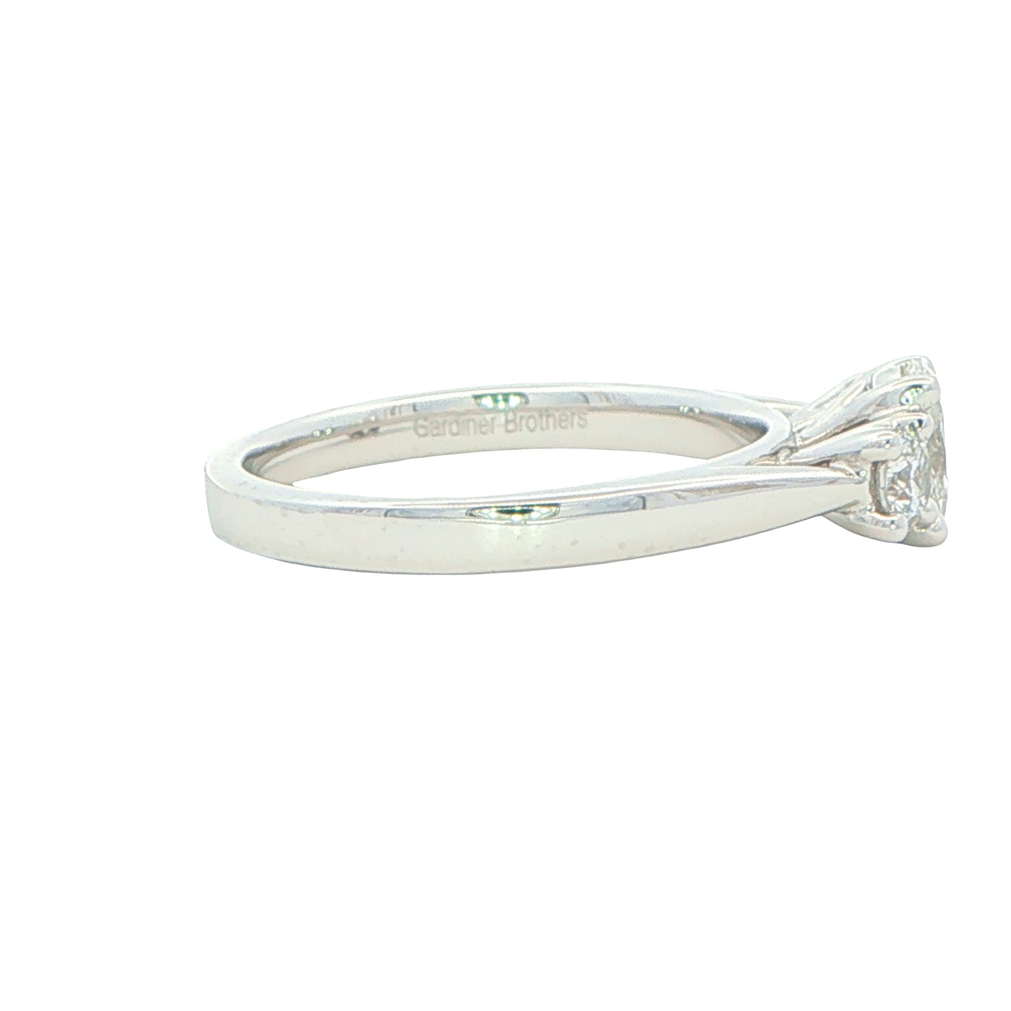 Platinum Oval and round brilliant cut diamond 3 stone ring - 0.82cts