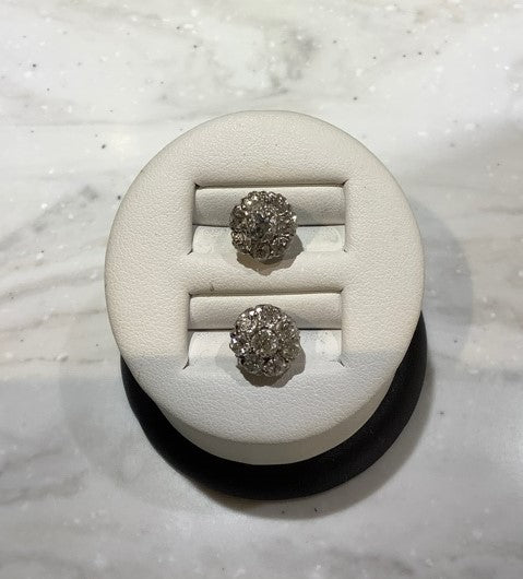 Traditional Diamond Cluster Ring with Matching Diamond Set Wedding Band Gardiner Brothers