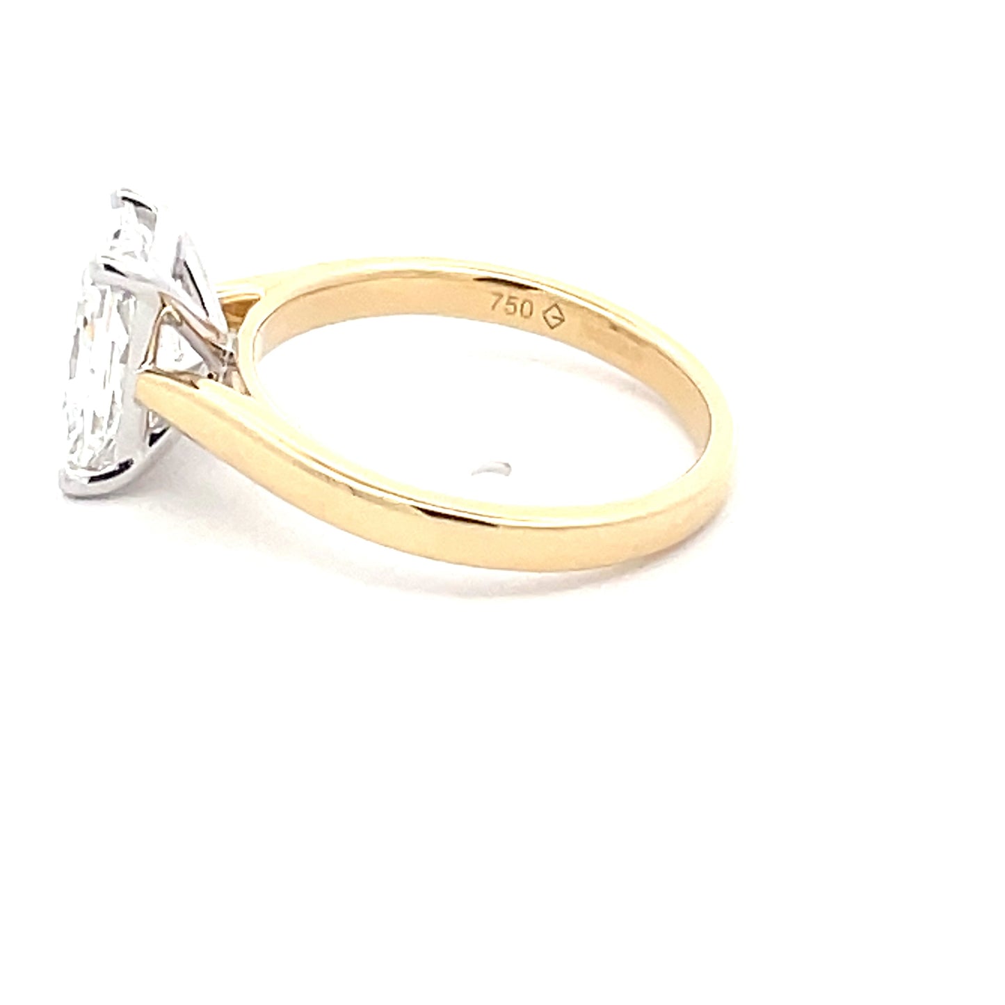 Lab Grown Radiant Cut Diamond solitaire Ring - 2.00cts Gardiner Brothers