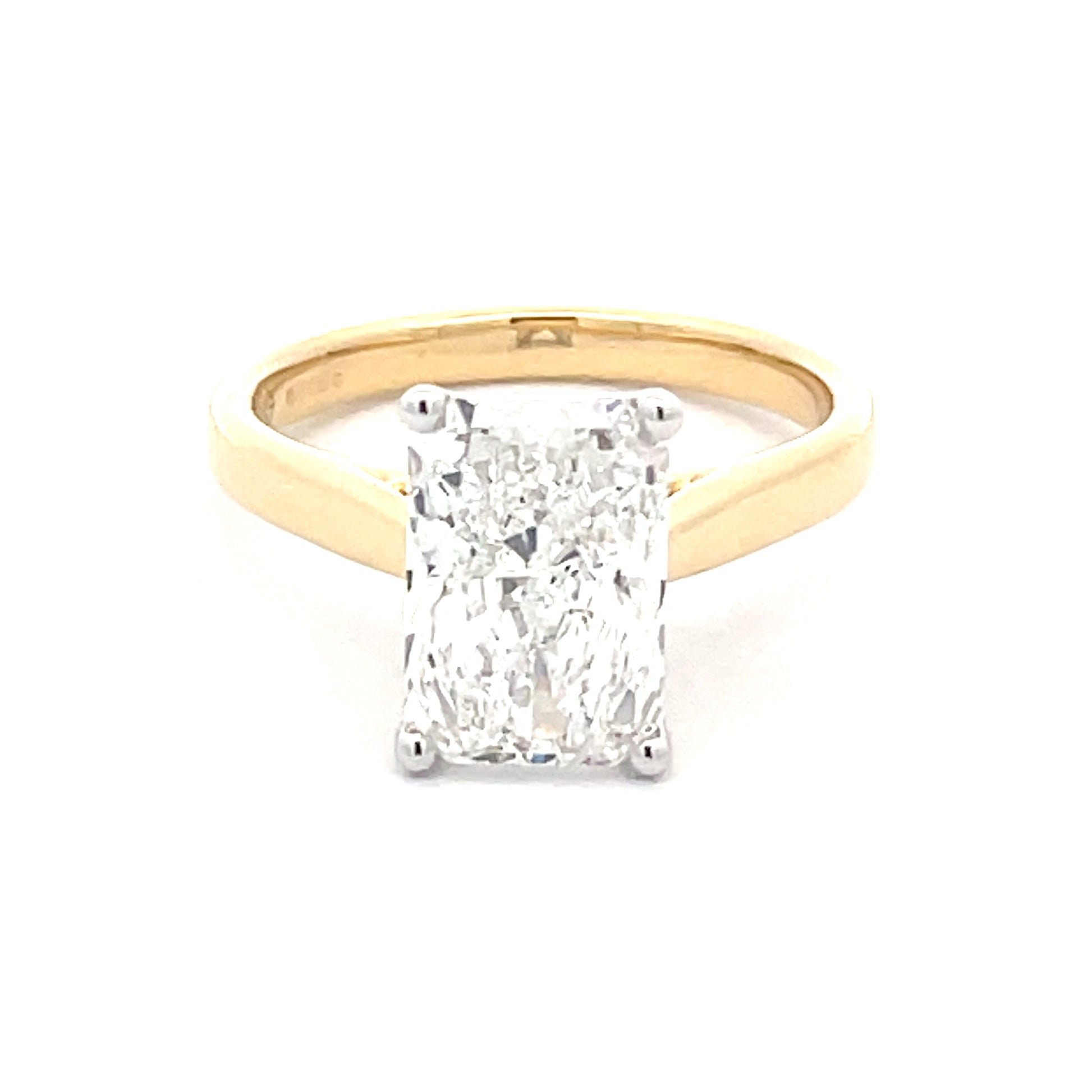 Radiant Cut Diamond Solitaire Ring - 2.91cts  Gardiner Brothers   