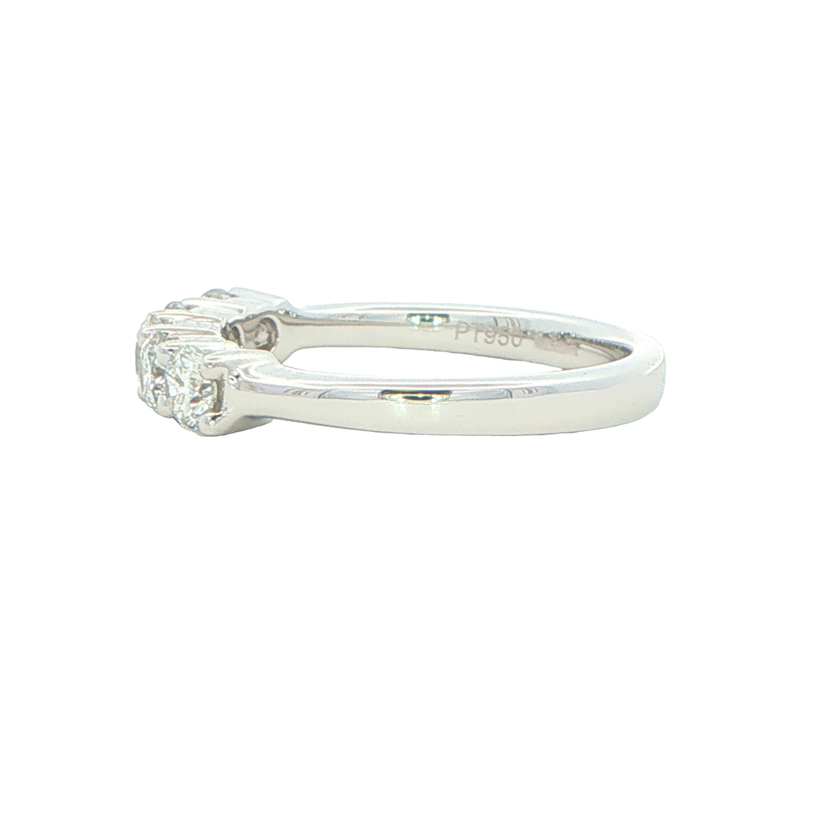 Round Brilliant Cut Diamond 5 Stone Ring - 0.75cts gardiner-brothers