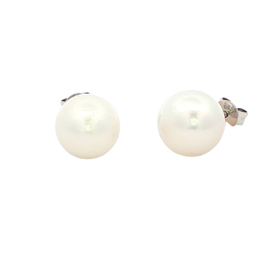 Akoya 9mm Pearl earrings