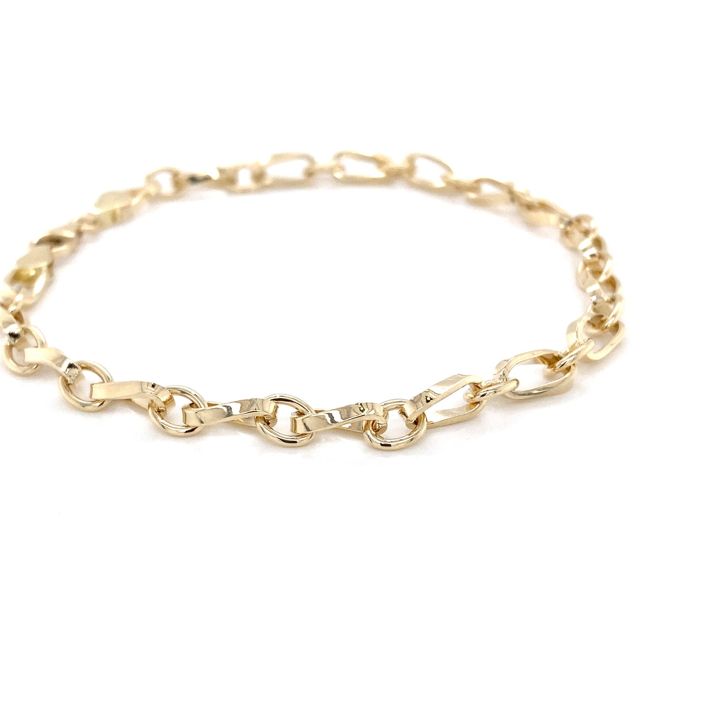 Yellow Gold Twisted Link Style Bracelet Gardiner Brothers