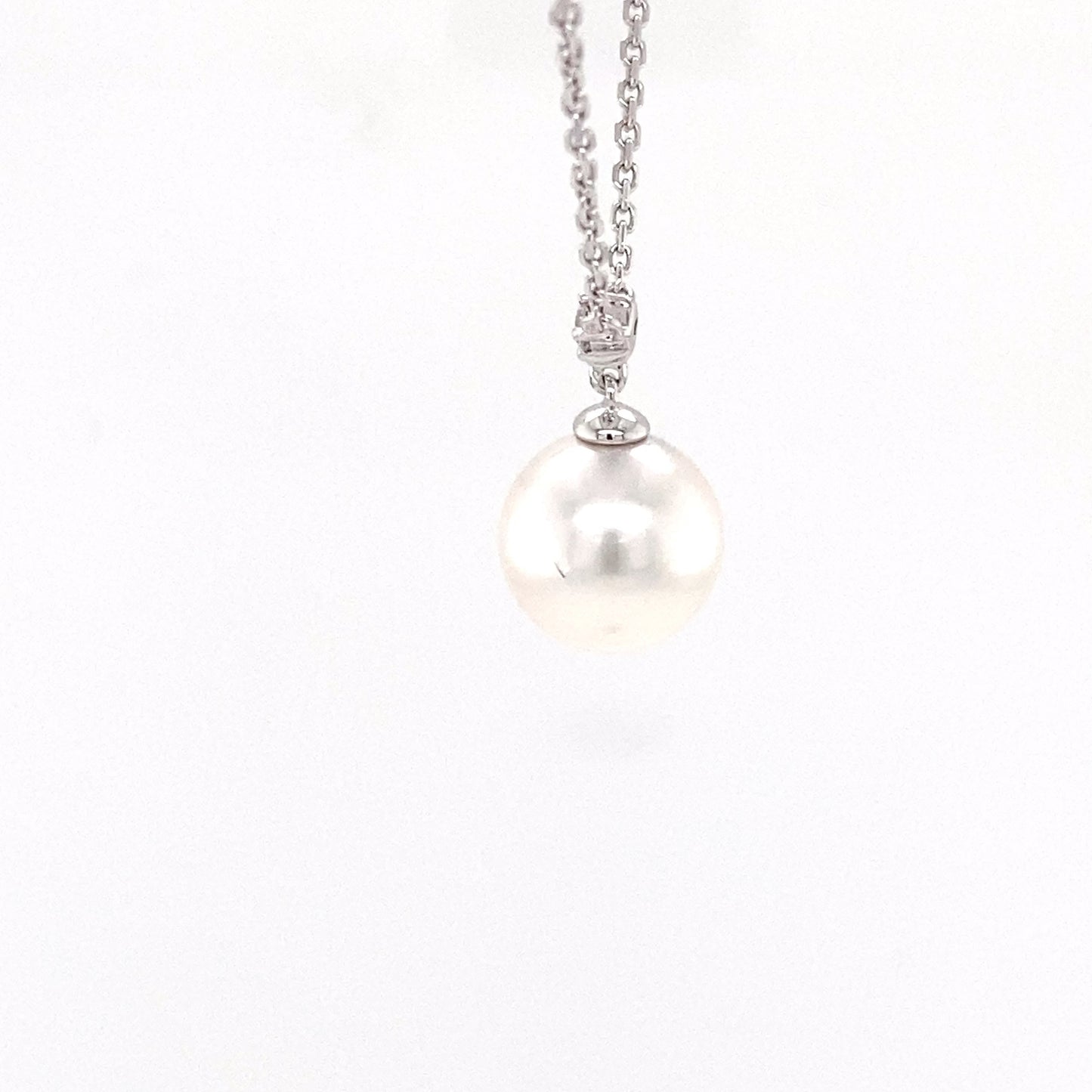 Akoya Pearl and single round brilliant cut diamond drop pendant Gardiner Brothers