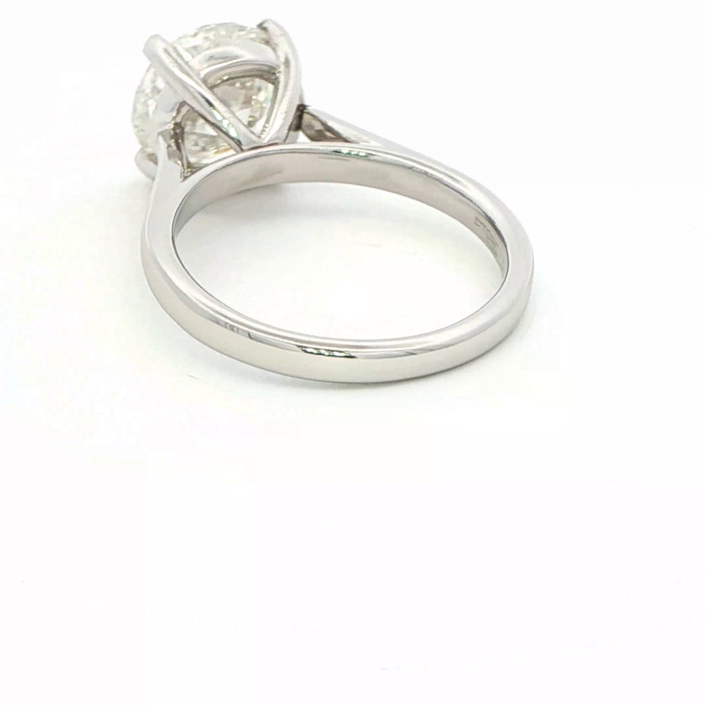 Round Brilliant Cut Diamond Solitaire Ring - 3.02cts Gardiner Brothers