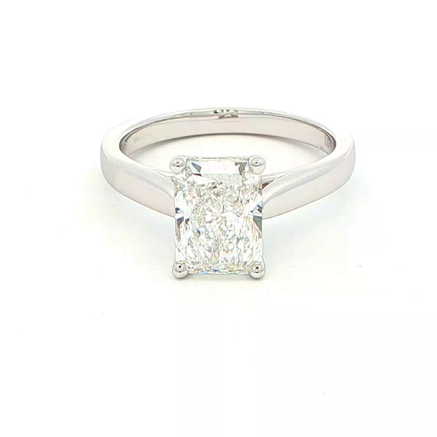 Lab Grown radiant Cut Diamond Solitaire Ring - 2.02cts Gardiner Brothers