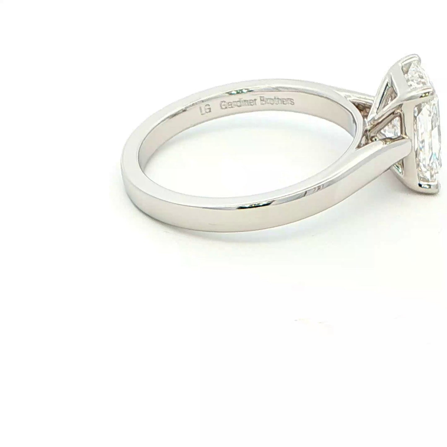 Lab Grown radiant Cut Diamond Solitaire Ring - 2.02cts Gardiner Brothers