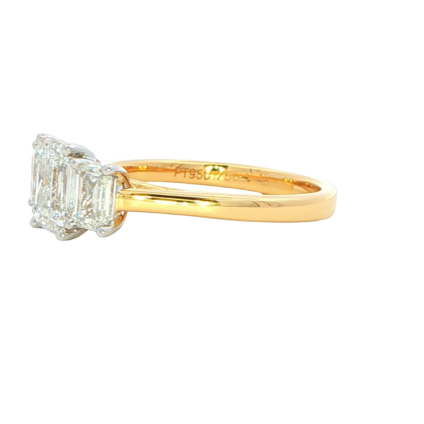 Emerald cut diamond 3 stone ring - 2.03cts