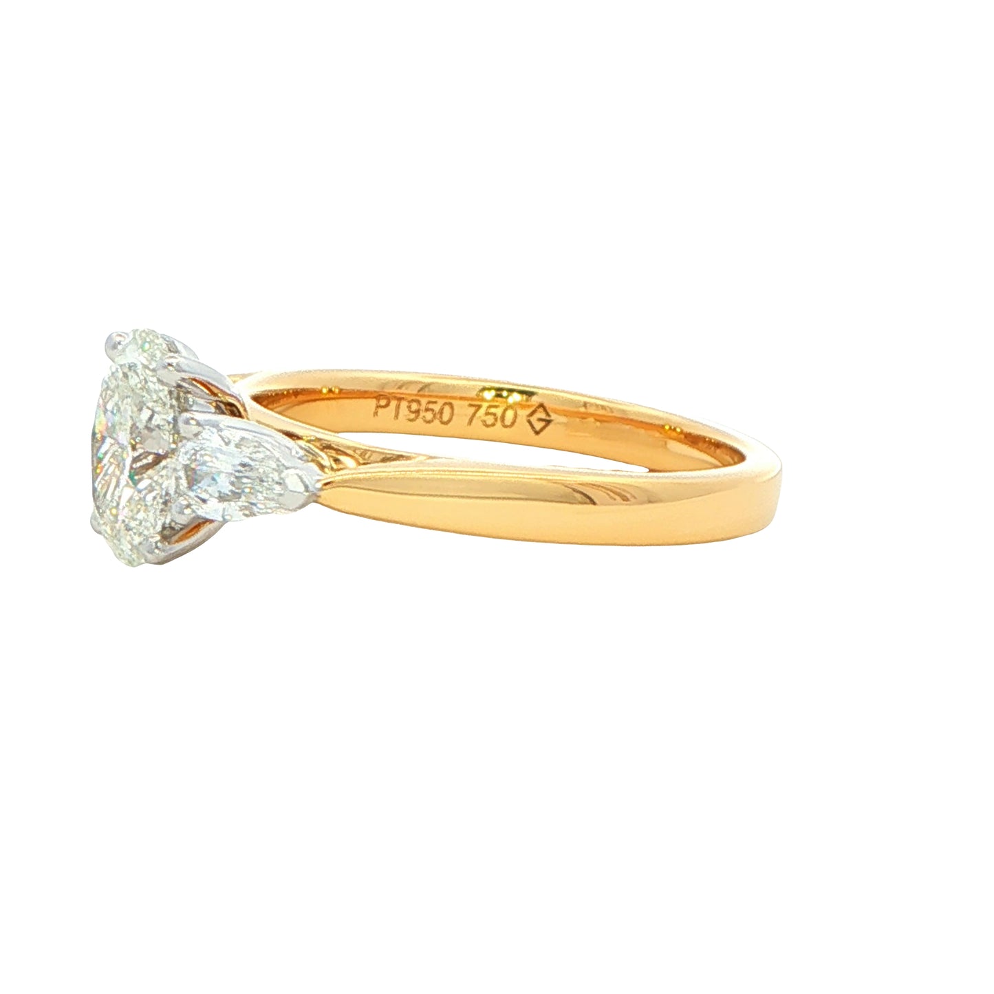 Lab grown Oval and Pear Shaped Diamond 3 Stone ring - 1.36cts