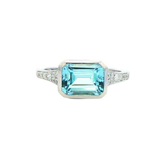 Octagonal shaped Aquamarine Ring with diamond set shoulders