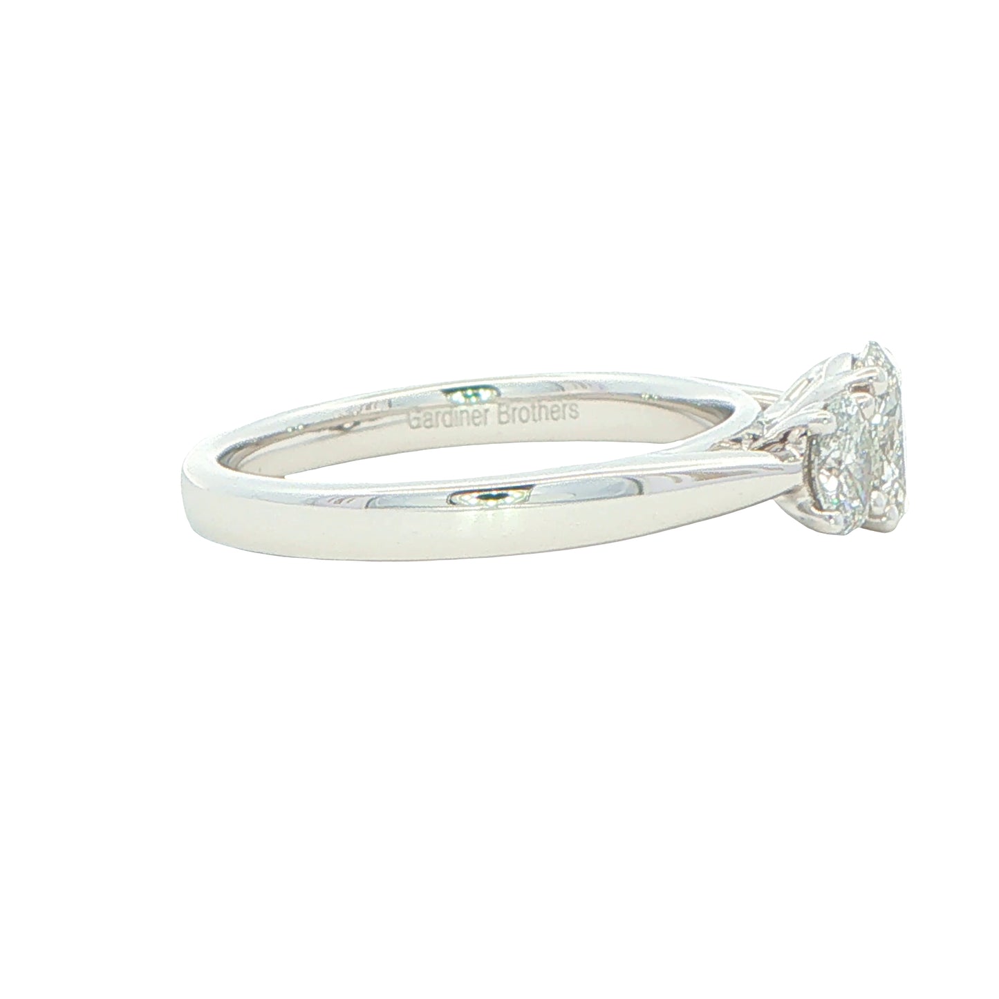 Platinum Oval Shaped Diamond 3 Stone Ring - 1.00cts
