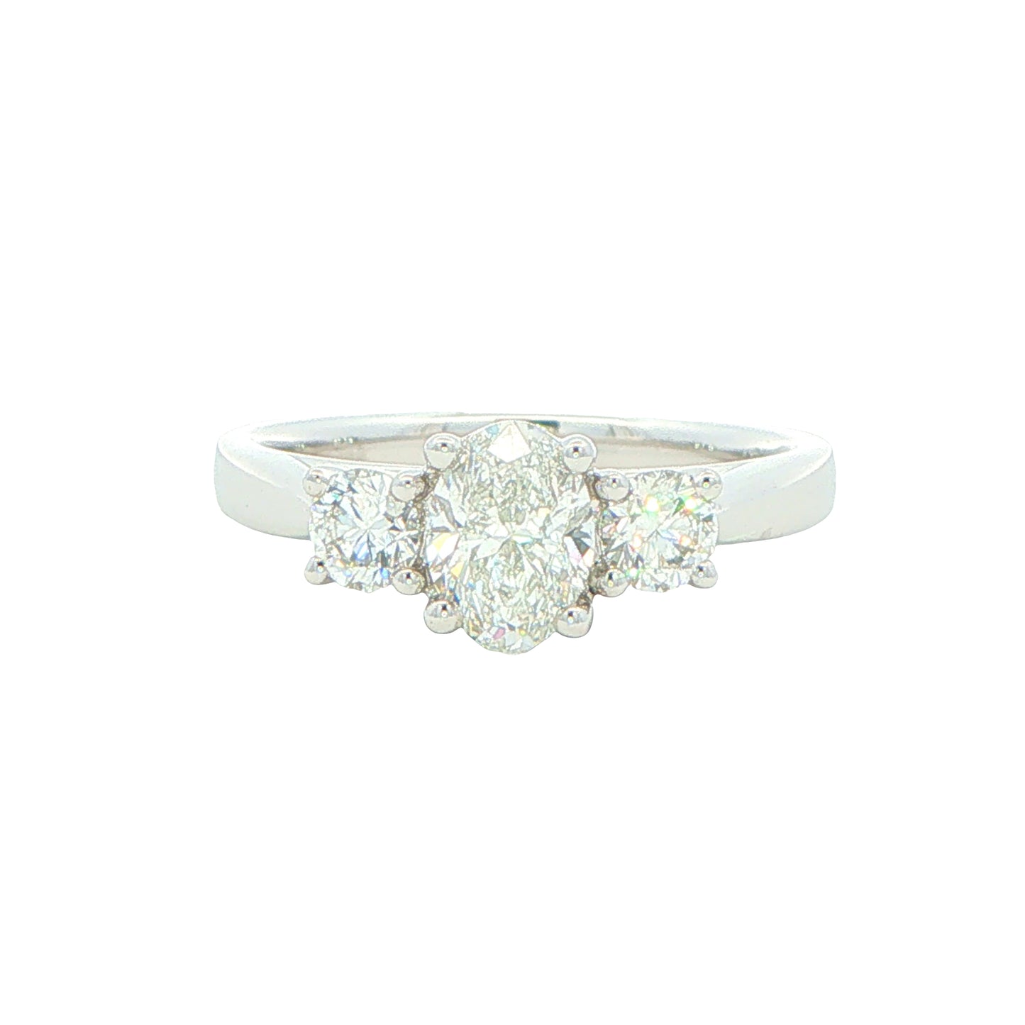 Platinum Oval and round brilliant cut diamond 3 stone ring - 1.10cts