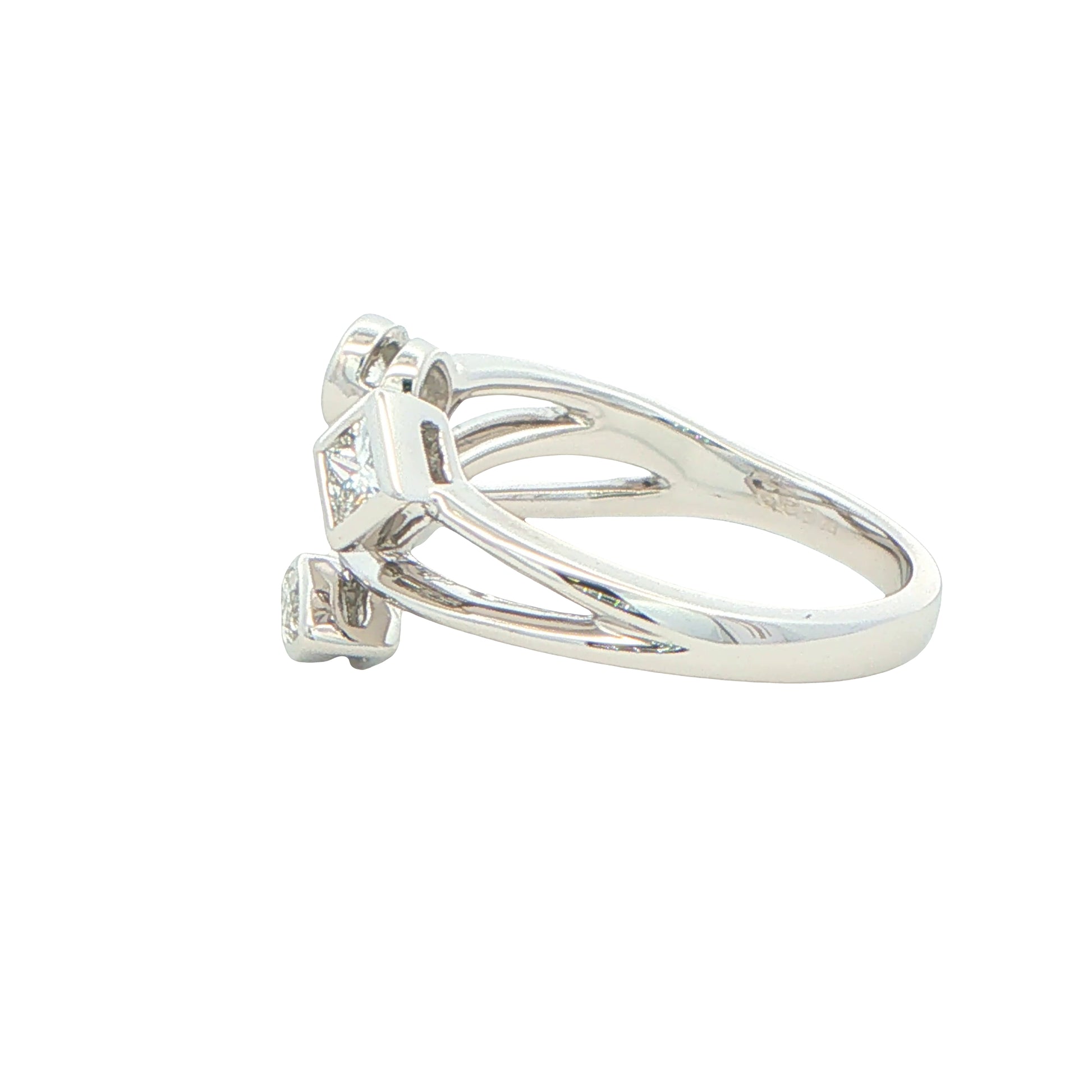 3 Diamond Bubble Style Ring gardiner-brothers