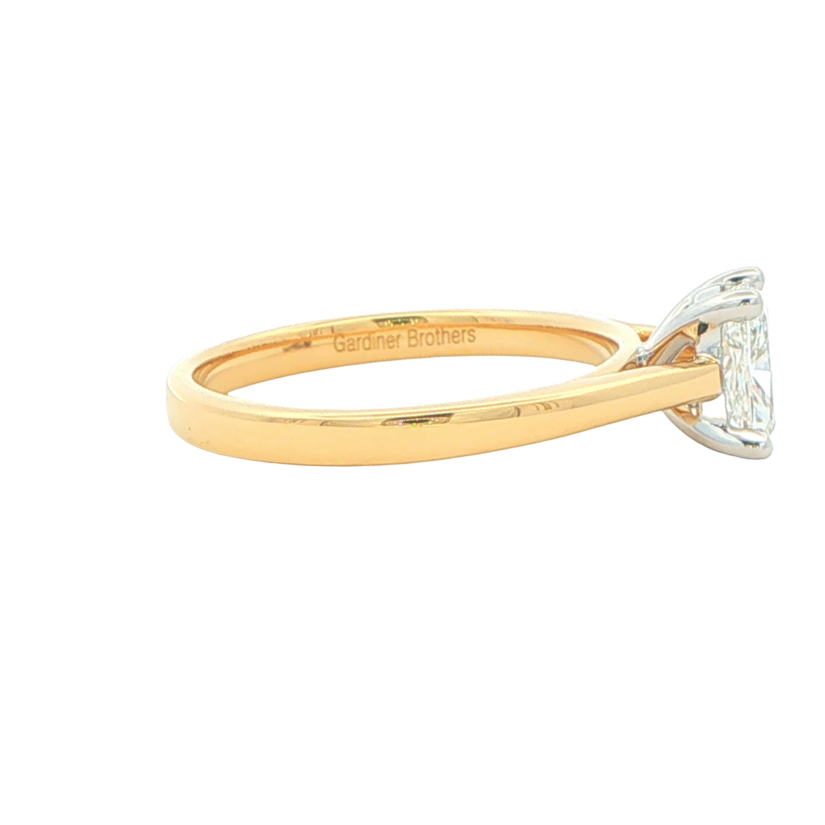 Yellow Gold Elongated Cushion shaped diamond solitaire ring - 0.90cts