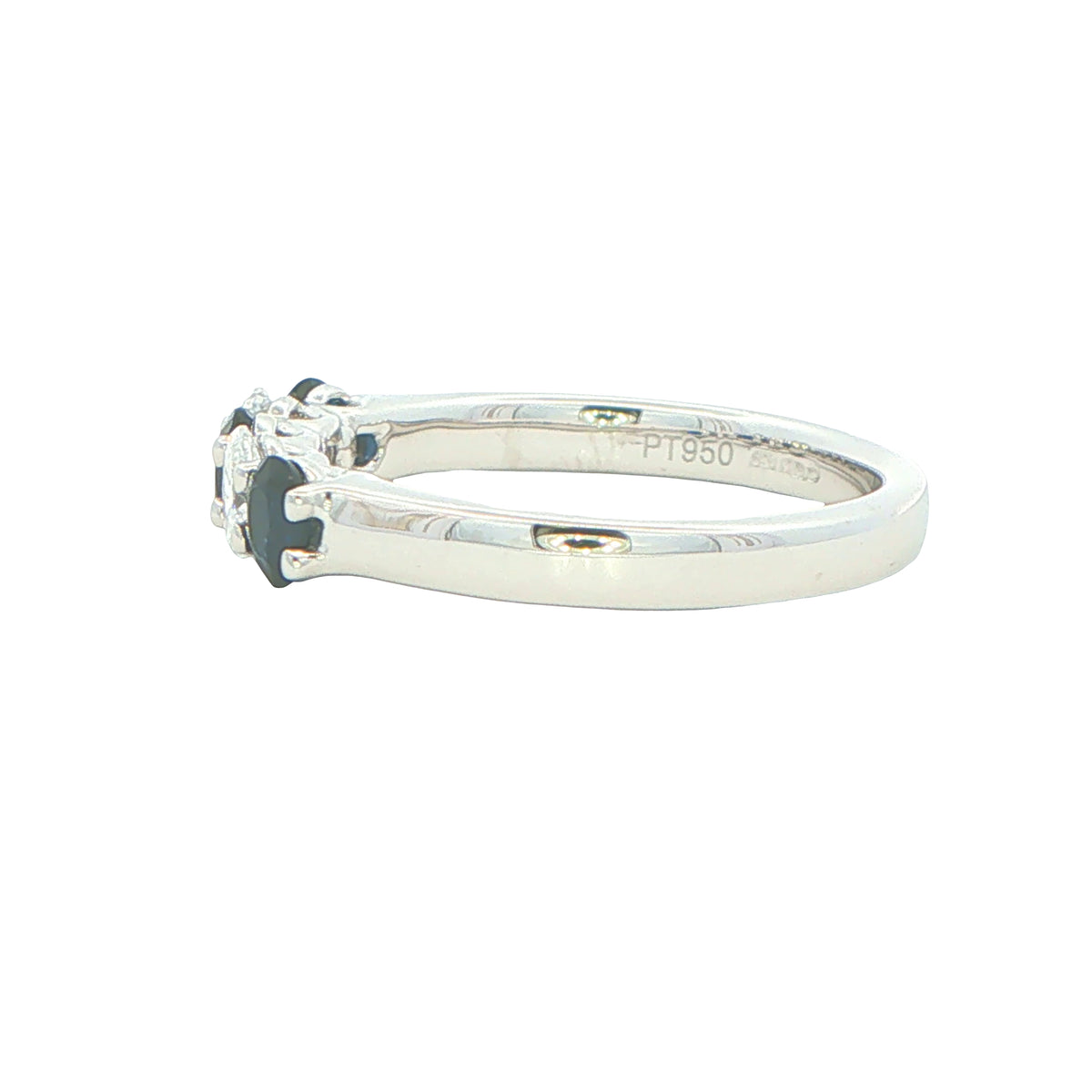 Sapphire and diamond oval shaped 5 stone ring Gardiner Brothers