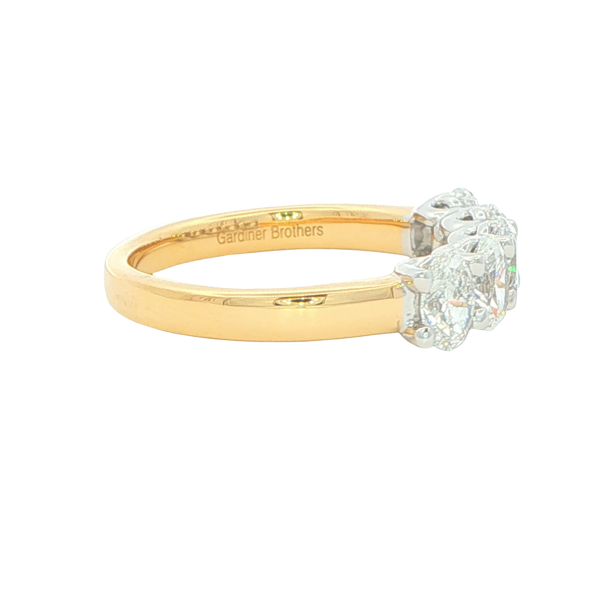 Oval shaped diamond 5 stone eternity ring - 1.54cts