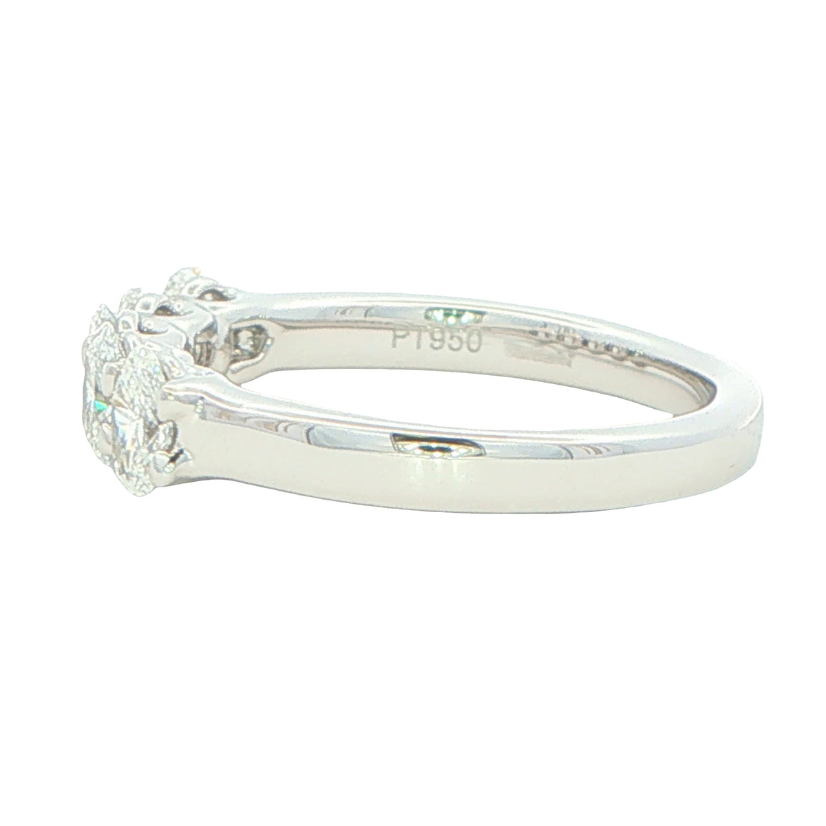 Oval Shaped Diamond 5 stone eternity style ring - 1.01cts