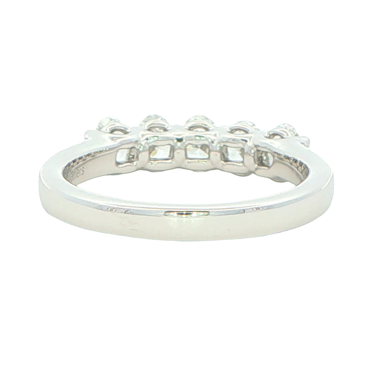 Oval Shaped Diamond 5 stone eternity style ring - 1.01cts